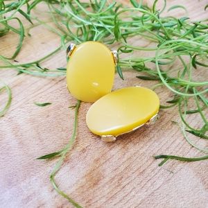Vintage yellow clip on earrings
